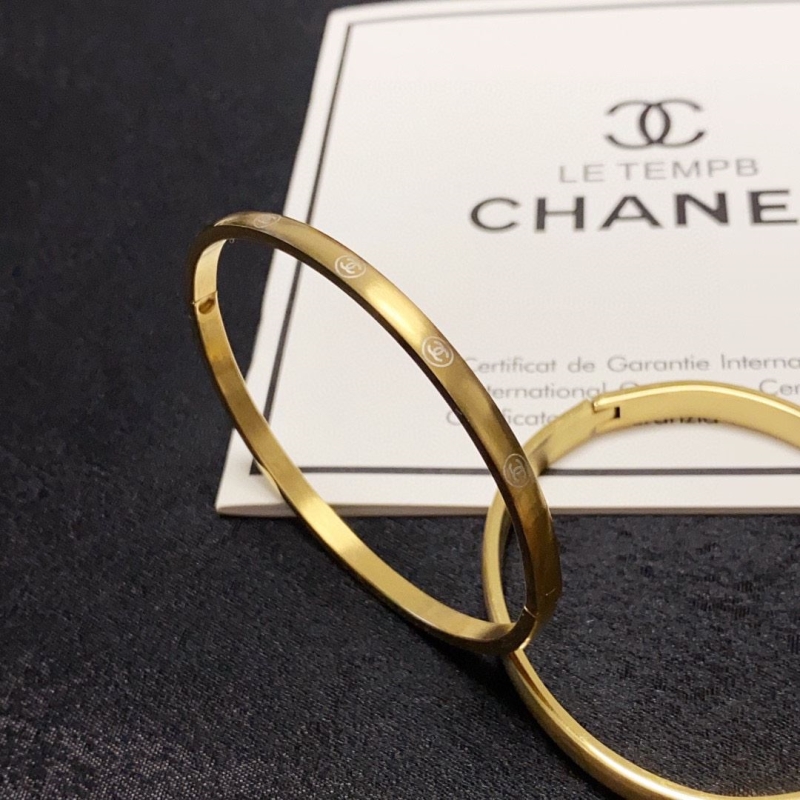 Ch**el bracelets